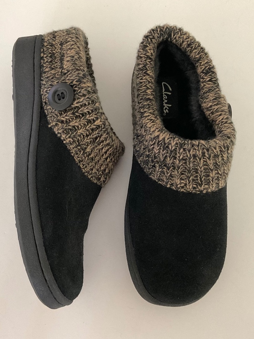 CLARKS Sweater Clog Slipper Black Suede Size 9 Wide